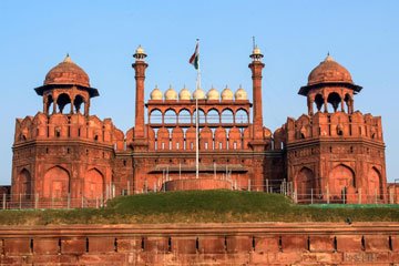 Pathankot to Delhi Taxi