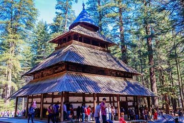 Pathankot to Manali taxi services
